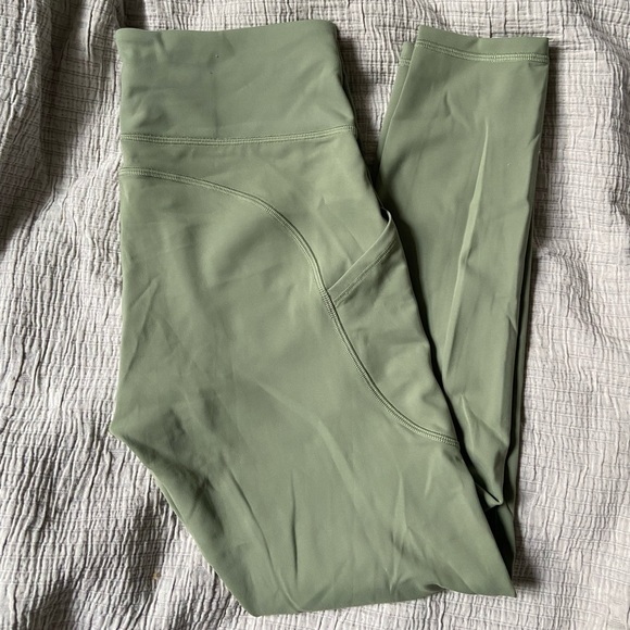 Lululemon Leggings - Picture 1 of 4